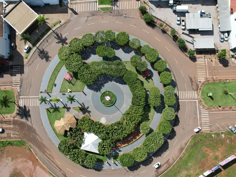 Levantamento planialtimétrico cadastral com drone em área urbana de Mato Grosso